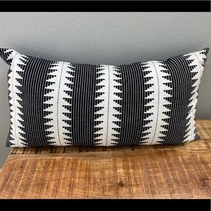Lumbar Throw Pillow!!